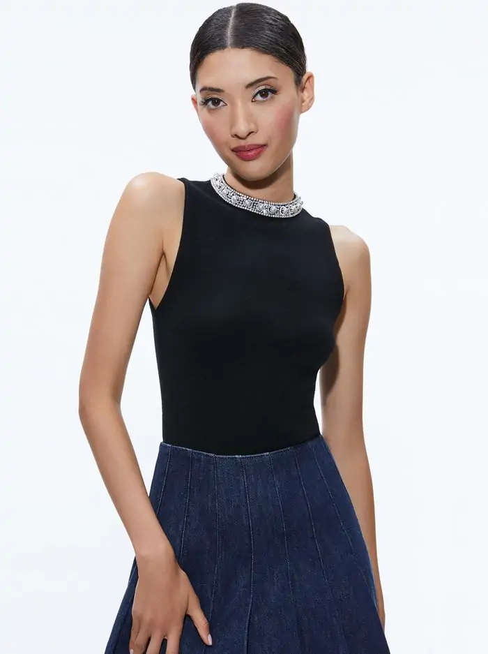 AMITY EMBELLISHED NECK CROPPED TANK